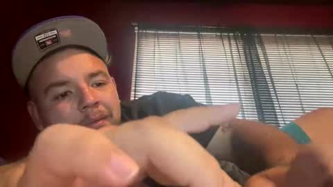 Snapshot of thatguymichael93 chatting on September 2025 07:18:02 PM thatguymichael93 online show from September 2025 07:18:02 PM