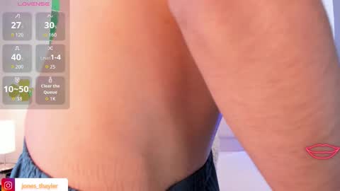 Snapshot of thayler_jones chatting on March 2026 11:15:01 AM Thayler online show from March 2026 11:15:01 AM