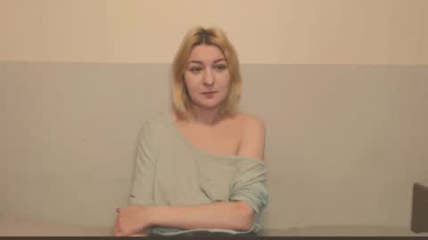 Snapshot of the_basic_instinctt chatting on November 2025 11:16:01 PM Eva online show from November 2025 11:16:01 PM