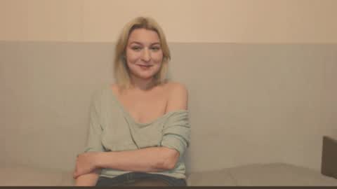 Snapshot of the_basic_instinctt chatting on December 2025 11:35:01 PM Eva online show from December 2025 11:35:01 PM