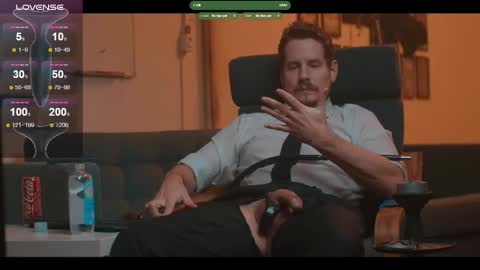 Snapshot of the_dilf chatting on December 2025 03:21:01 PM The DILF - online show from December 2025 03:21:01 PM