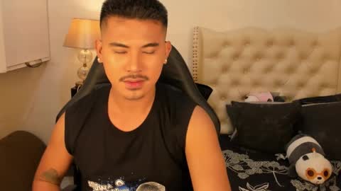 Snapshot of the_killian_jones chatting on September 2025 10:37:01 AM ken online show from September 2025 10:37:01 AM