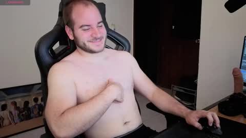 Snapshot of the_king74 chatting on October 2025 01:39:01 AM the_king74 online show from October 2025 01:39:01 AM