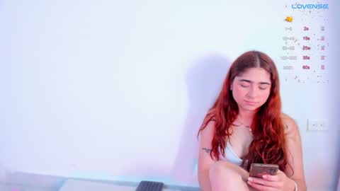 Alice and Bella online show from December 2024 06:12:02 PM