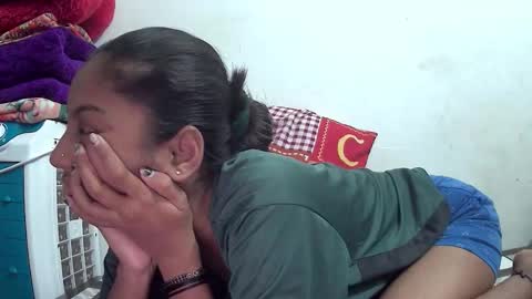 Suzan Sexy online show from November 2025 04:39:02 PM