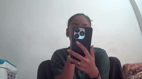 Suzan Sexy online show from December 2025 03:47:01 AM