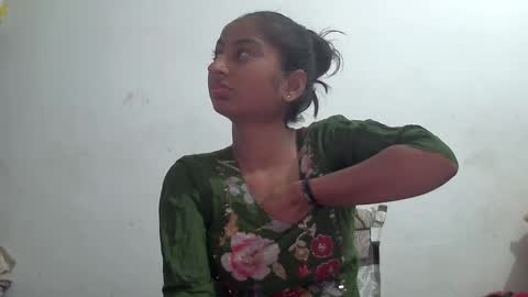 Suzan Sexy online show from February 2026 01:38:01 PM