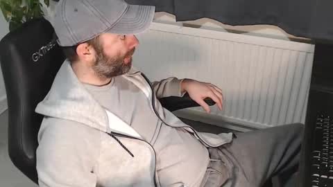 Snapshot of the_sensual_masturwait chatting on November 2025 06:25:02 AM the_sensual_masturwait online show from November 2025 06:25:02 AM