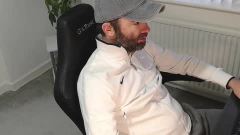 Snapshot of the_sensual_masturwait chatting on November 2025 07:31:01 AM the_sensual_masturwait online show from November 2025 07:31:01 AM