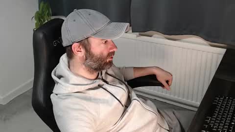 Snapshot of the_sensual_masturwait chatting on November 2025 05:01:02 PM the_sensual_masturwait online show from November 2025 05:01:02 PM