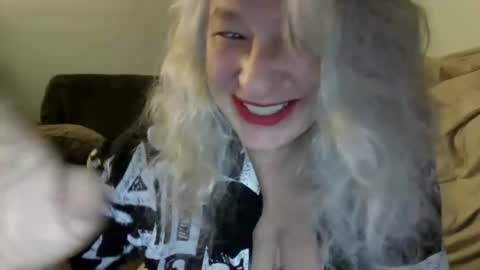 The Arctic Milf online show from June 2026 12:52:02 PM