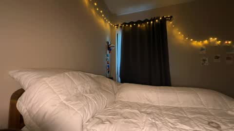 J online show from April 2026 04:54:02 AM