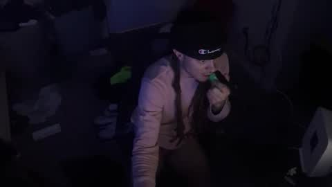 Snapshot of thebabydjac chatting on December 2025 10:09:02 AM babydjac online show from December 2025 10:09:02 AM