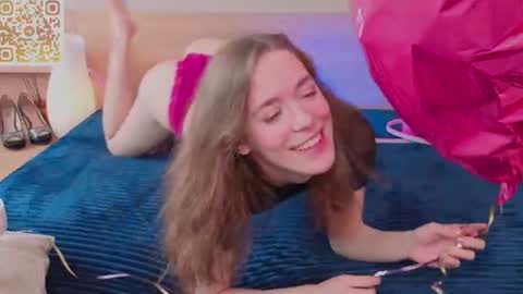 Emma 3 online show from June 2026 08:50:02 AM