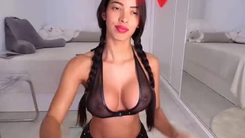 valeria online show from October 2025 02:41:02 AM