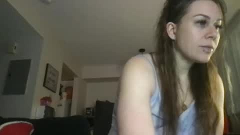 Snapshot of thedevinemilf chatting on December 2025 01:55:01 AM Masked Milf Christina online show from December 2025 01:55:01 AM