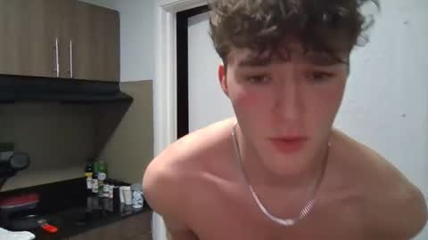 Snapshot of thedomman32 chatting on May 2026 12:29:01 AM Dominick online show from May 2026 12:29:01 AM