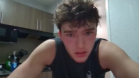 Snapshot of thedomman32 chatting on May 2026 01:14:01 AM Dominick online show from May 2026 01:14:01 AM