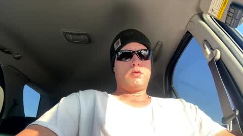 Snapshot of thedonald911 chatting on February 2025 11:33:02 PM Carter Bates online show from February 2025 11:33:02 PM