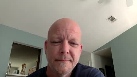 thedoug07 online show from April 2026 10:07:02 PM