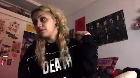 Snapshot of theeking_venus chatting on January 2025 06:37:01 AM KIng Venus online show from January 2025 06:37:01 AM