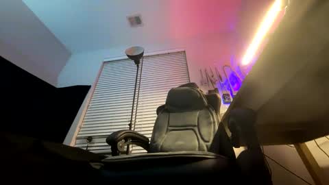 Snapshot of theekingcapo chatting on December 2024 11:17:01 PM king capo thee online show from December 2024 11:17:01 PM