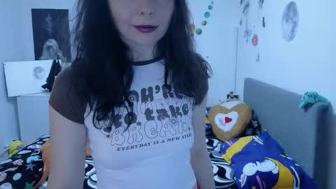 TheFarmergirl online show from March 2026 07:25:02 AM