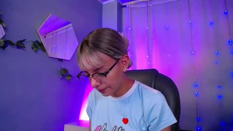 Snapshot of thegodmother_gh chatting on October 2025 03:36:02 AM Peyton online show from October 2025 03:36:02 AM