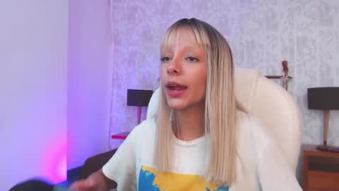 Snapshot of thegodmother_gh chatting on December 2025 03:59:02 AM Peyton online show from December 2025 03:59:02 AM