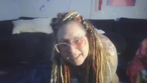 Snapshot of thegoodgypsy chatting on October 2025 01:28:01 AM TheGoodGypsy online show from October 2025 01:28:01 AM