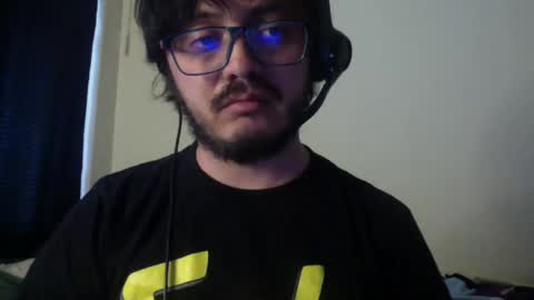 Snapshot of theguitarmistery chatting on January 2026 09:30:02 PM theguitarmistery online show from January 2026 09:30:02 PM