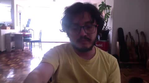 Snapshot of theguitarmistery chatting on February 2026 06:04:01 PM theguitarmistery online show from February 2026 06:04:01 PM