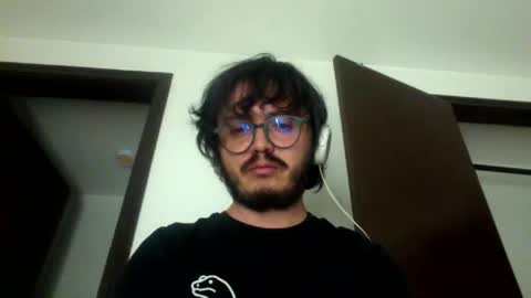 Snapshot of theguitarmistery chatting on February 2026 05:41:02 AM theguitarmistery online show from February 2026 05:41:02 AM