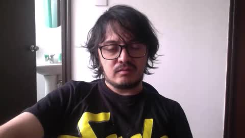 Snapshot of theguitarmistery chatting on March 2026 05:23:02 PM theguitarmistery online show from March 2026 05:23:02 PM