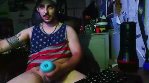 Snapshot of thehammer21992 chatting on June 2026 04:36:02 AM dontbeshybby online show from June 2026 04:36:02 AM