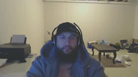 thehawaiian93 online show from February 2025 03:01:02 AM