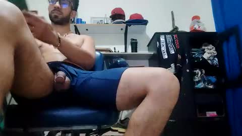 thehousedog online show from February 2026 02:30:02 AM