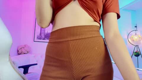 Snapshot of theia_moon_ chatting on January 2025 12:47:01 PM Theia online show from January 2025 12:47:01 PM