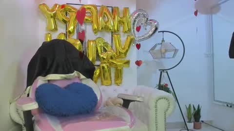 Snapshot of theia_moon_ chatting on February 2025 12:38:02 PM Theia online show from February 2025 12:38:02 PM