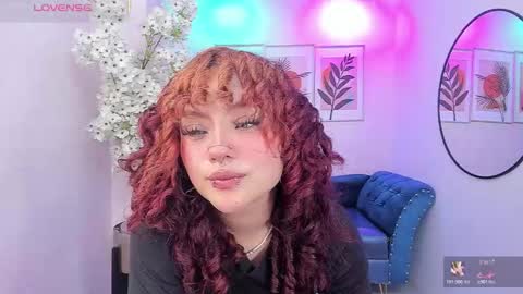 Snapshot of theia_moon_ chatting on November 2025 03:33:01 PM Theia online show from November 2025 03:33:01 PM