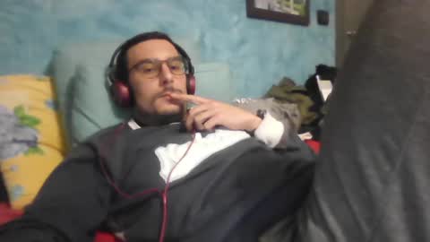 Snapshot of theitalianx95x chatting on December 2024 09:28:01 PM theitalianx95x online show from December 2024 09:28:01 PM