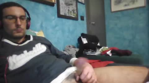 Snapshot of theitalianx95x chatting on December 2024 09:00:02 PM theitalianx95x online show from December 2024 09:00:02 PM