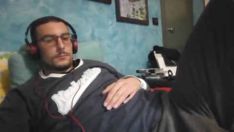 Snapshot of theitalianx95x chatting on December 2024 10:32:02 PM theitalianx95x online show from December 2024 10:32:02 PM