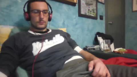 Snapshot of theitalianx95x chatting on January 2025 08:42:01 PM theitalianx95x online show from January 2025 08:42:01 PM