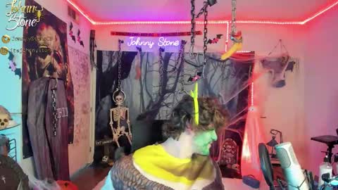 Johnny Stone online show from October 2025 12:22:01 AM