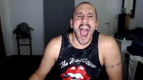 Snapshot of thekingofpains chatting on September 2025 03:19:02 AM KINGOFPAINS online show from September 2025 03:19:02 AM