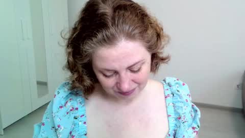 Ella online show from February 2025 07:48:01 AM