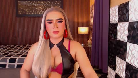 Paula online show from March 2026 07:15:01 AM