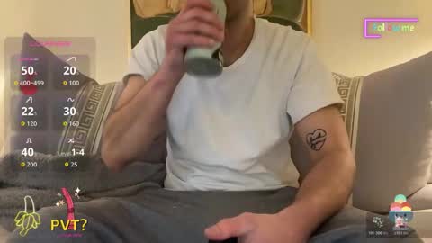 Snapshot of thelevelbelow chatting on December 2025 03:13:01 AM thelevelbelow online show from December 2025 03:13:01 AM