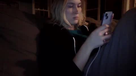 Snapshot of thelittlebambii chatting on December 2024 12:07:01 AM Little Bambii online show from December 2024 12:07:01 AM